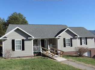 331 Kerry Ln, Madison, WV 25130