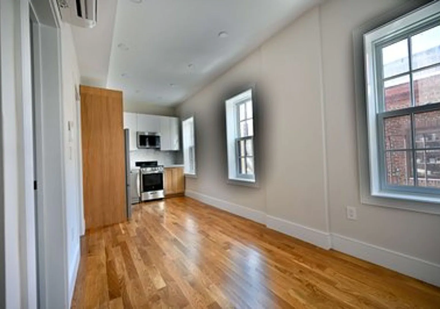 Renovated 1 Bed Right in Bay Village! Contact Me For A Showing — Photo 2