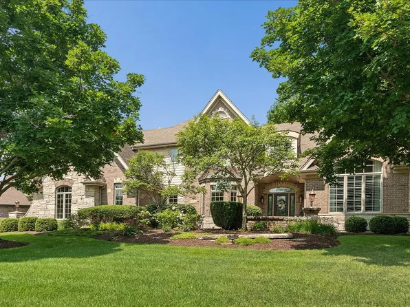 13600 S Erin Dr, Homer Glen, IL 60491