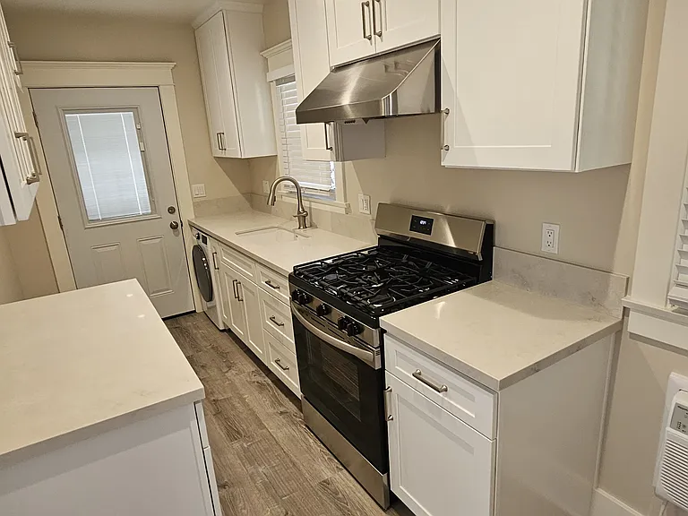 339 W Lime Ave — Photo 3