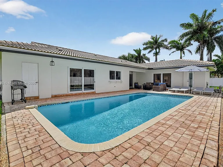 5660 Golfway Dr — Photo 34