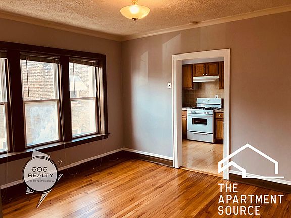 2nd image of 5218 W Crystal St #1