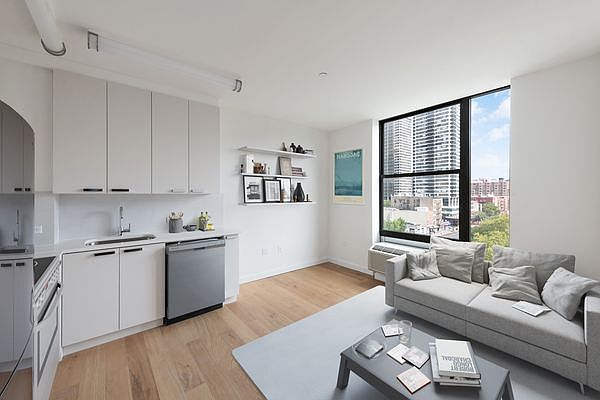 1st image of 300 E 120th St #2D
