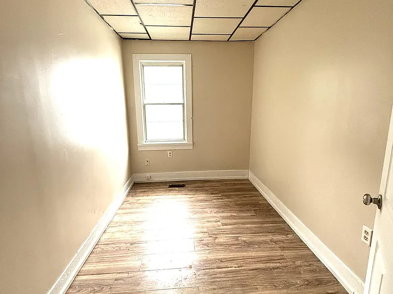 37 Green St — Photo 6