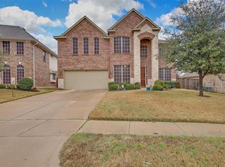 849 Peach Ln, Burleson, TX 76028