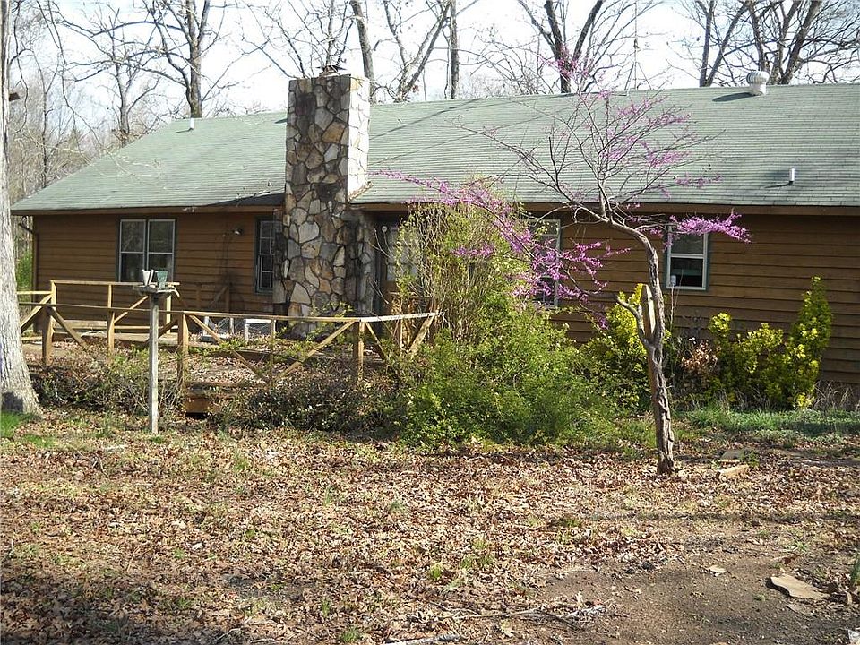 2nd image of 231 Fendley Rd