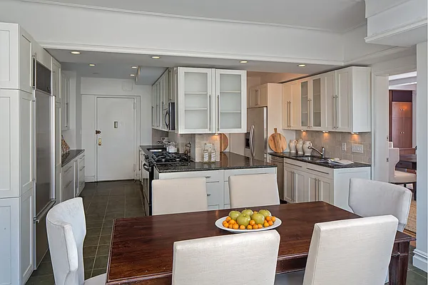 Sold by Stribling | media 26