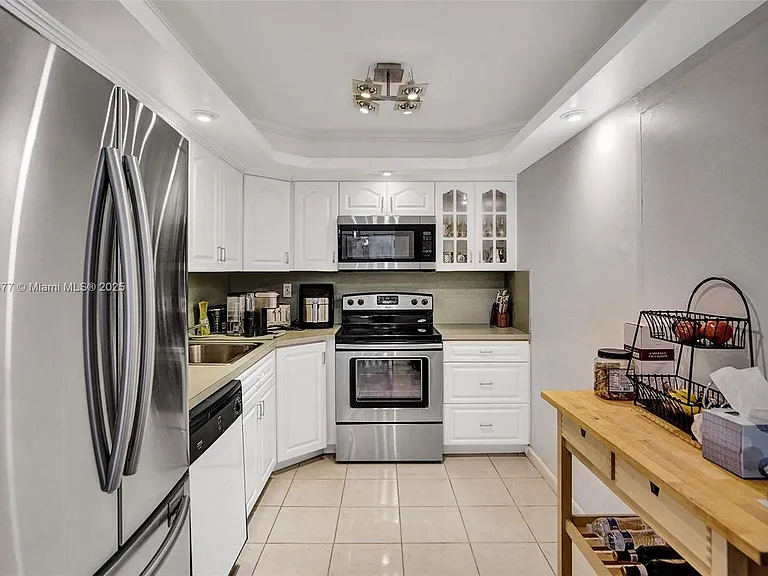 3180 S Ocean Dr #1504 — Photo 33