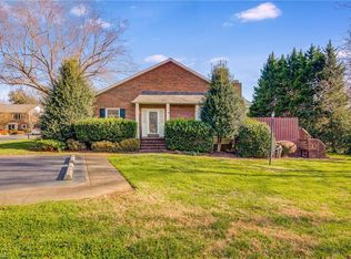 705 Polo Oaks Dr, Winston Salem, NC 27106