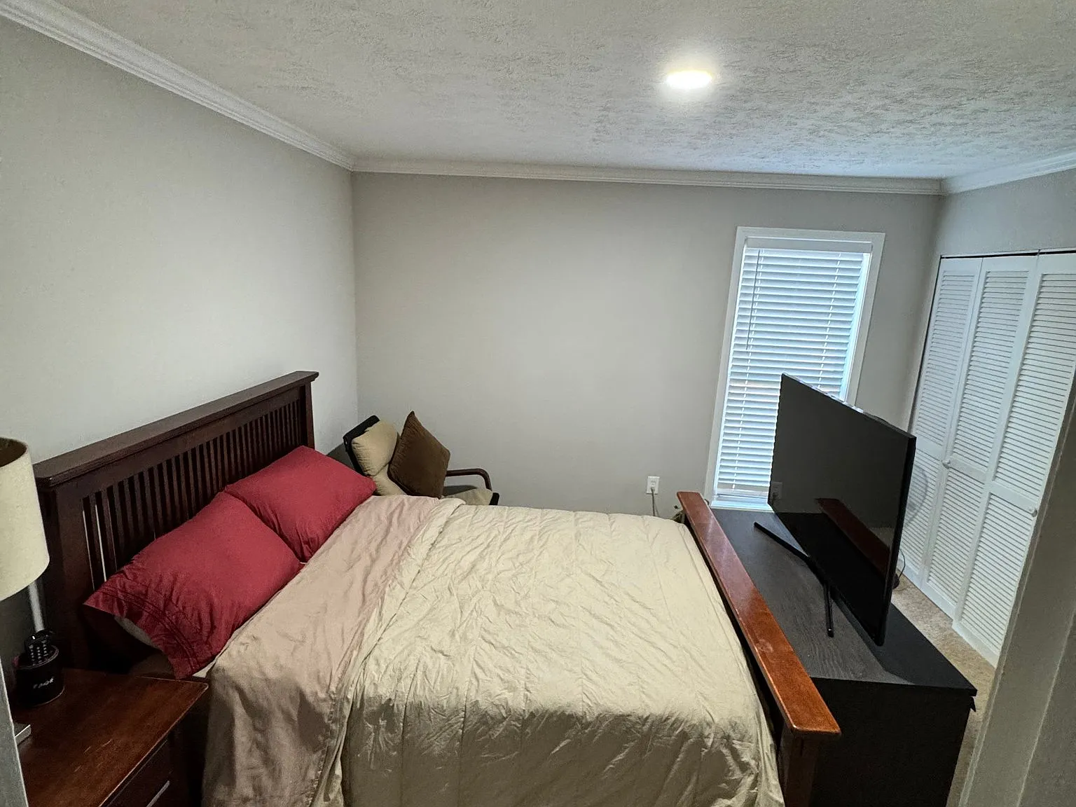 1 BD/1 BA - Private Room for Rent in Townhome — Photo 2