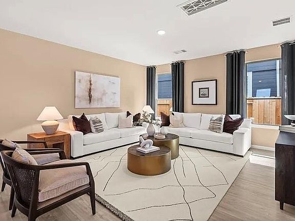 5th image of 10613 Willet Way