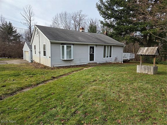 2nd image of 4571 Elm Ave