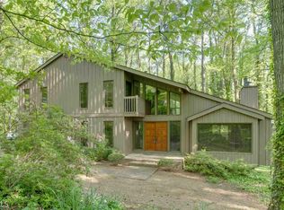 5670 Musket Ln, Stone Mountain, GA 30087