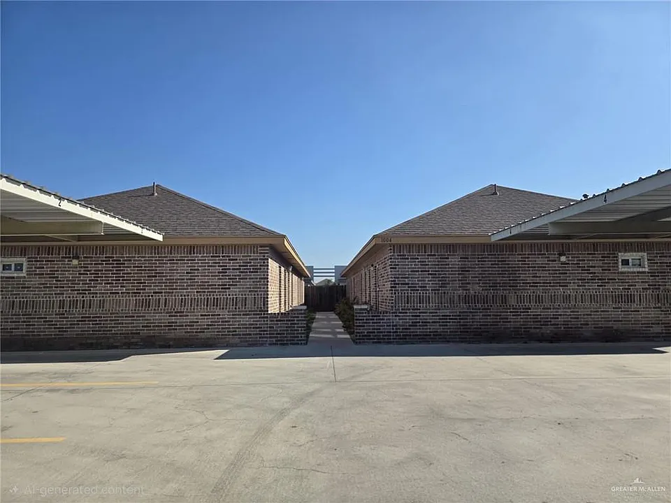 1004 W La Pointe Ave #2