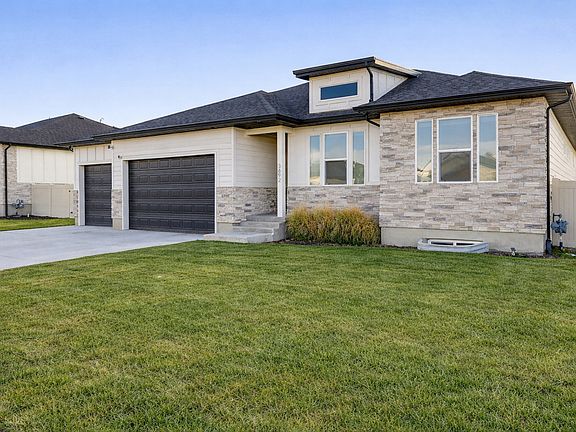 3rd image of 3892 S Treasure Isle Rd