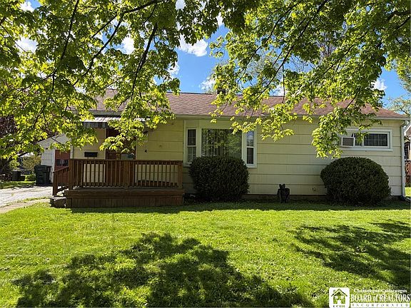 2nd image of 33 Lovall Ave