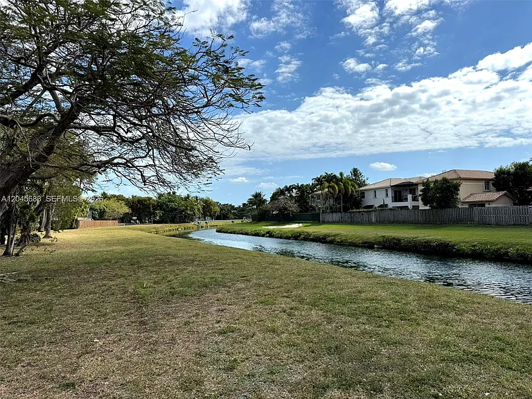 9112 SW 159th Ter #A — Photo 20
