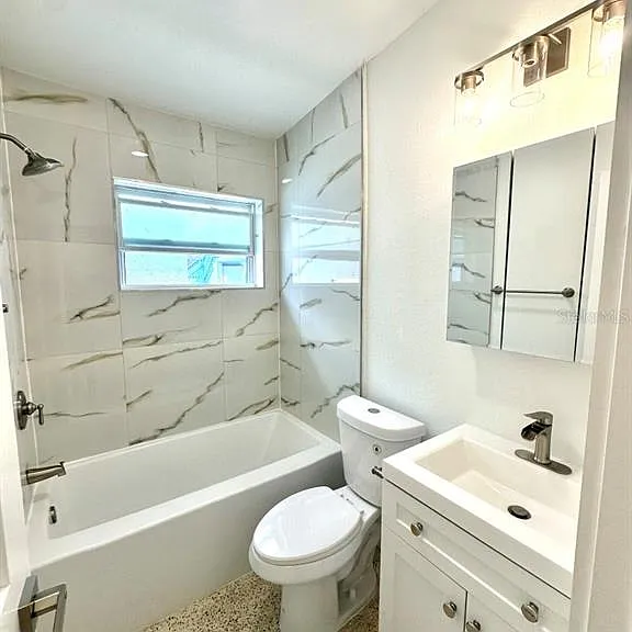 14147 Palm St #2 — Photo 13