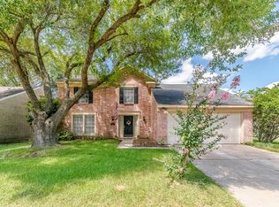 6015 Henniker Dr, Houston, TX 77041