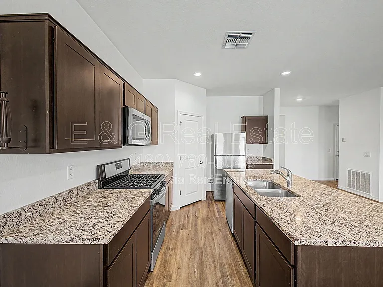 19577 W Palo Verde Dr — Photo 11
