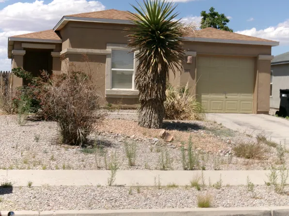 2117 Sagecrest Loop NE, Rio Rancho, NM 87144