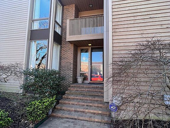2nd image of 419 Raleigh Ave