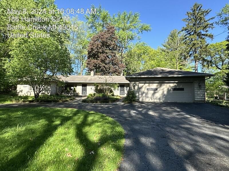 1st image of 186 W Hamilton Cir