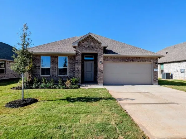 1249 Beltway Ln, Granbury, TX 76048