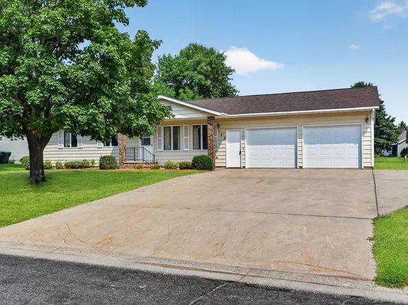 143 Meadowlark Ln SW, Melrose, MN 56352