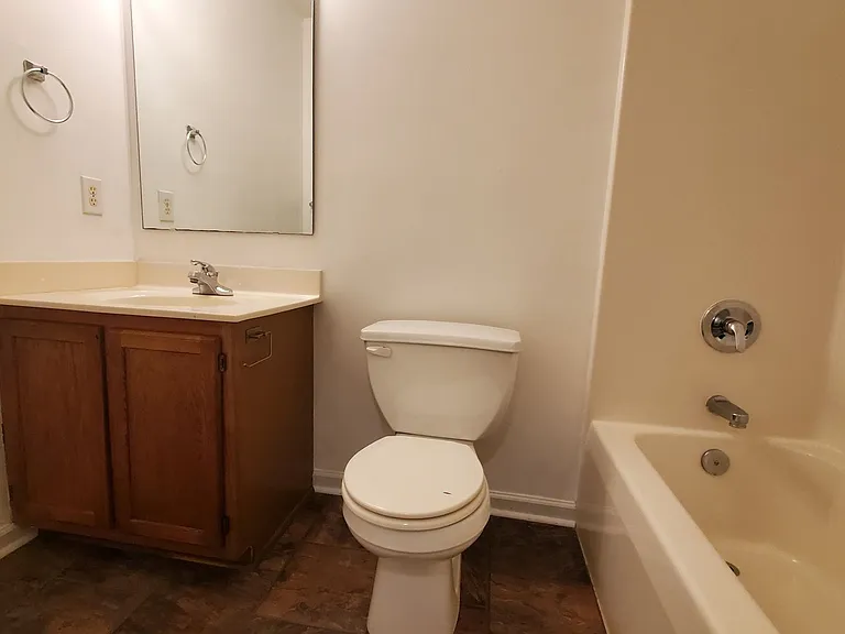 2823 Franzia Dr — Photo 8