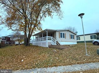 121 Cherry Ln, Dillsburg, PA 17019