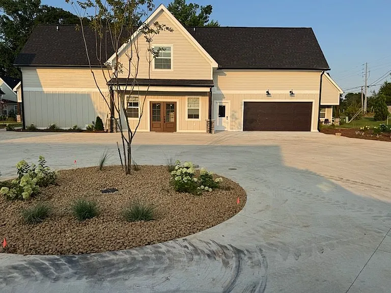 60 Feathered Oaks Blvd — Photo 4