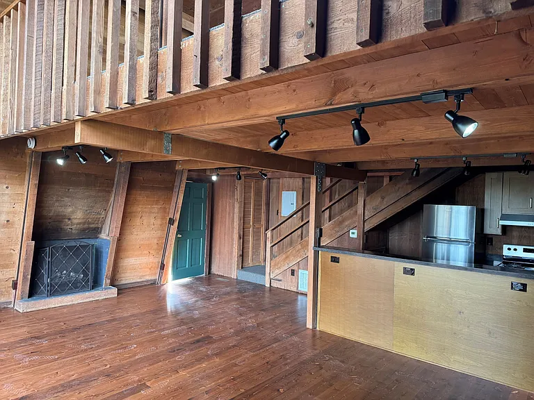 200 Buchanan Dr #1 — Photo 6