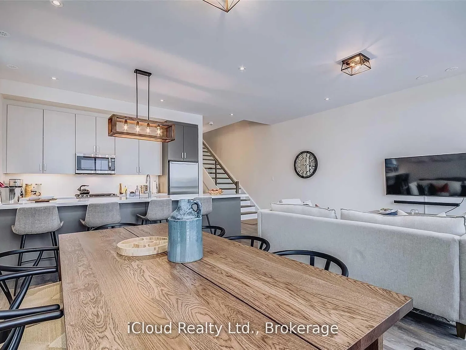 4 bed, $4,950 — Photo 4