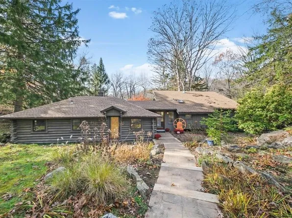 9 Wood Street, Katonah, NY 10536