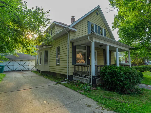 910 Scott St, La Porte, IN 46350