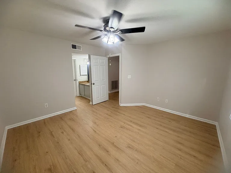 1850 Atlantic Dr #115 — Photo 13