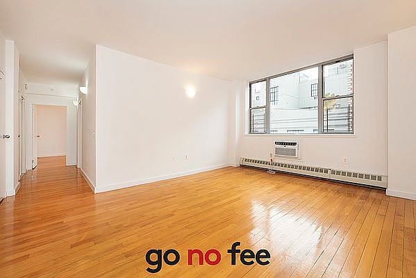 1st image of 444 Manhattan Ave APT 5