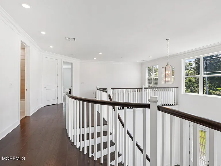 2 Dogleg Ln — Photo 33