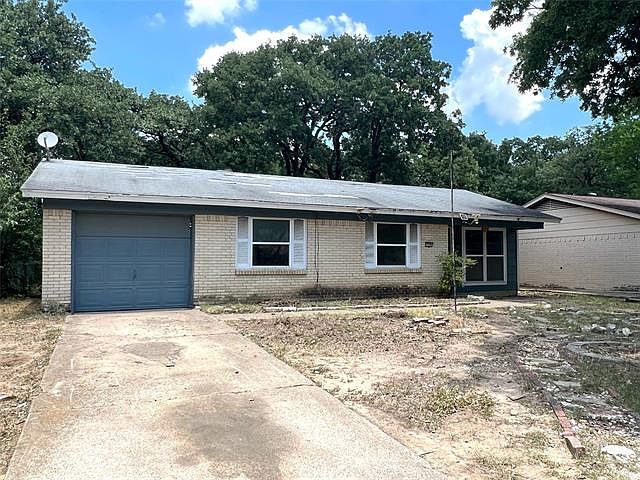 1st image of 12503 Meadowcrest Ln
