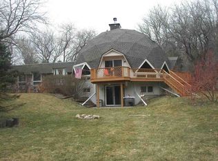 2908 W Brookview Ct, Janesville, WI 53548