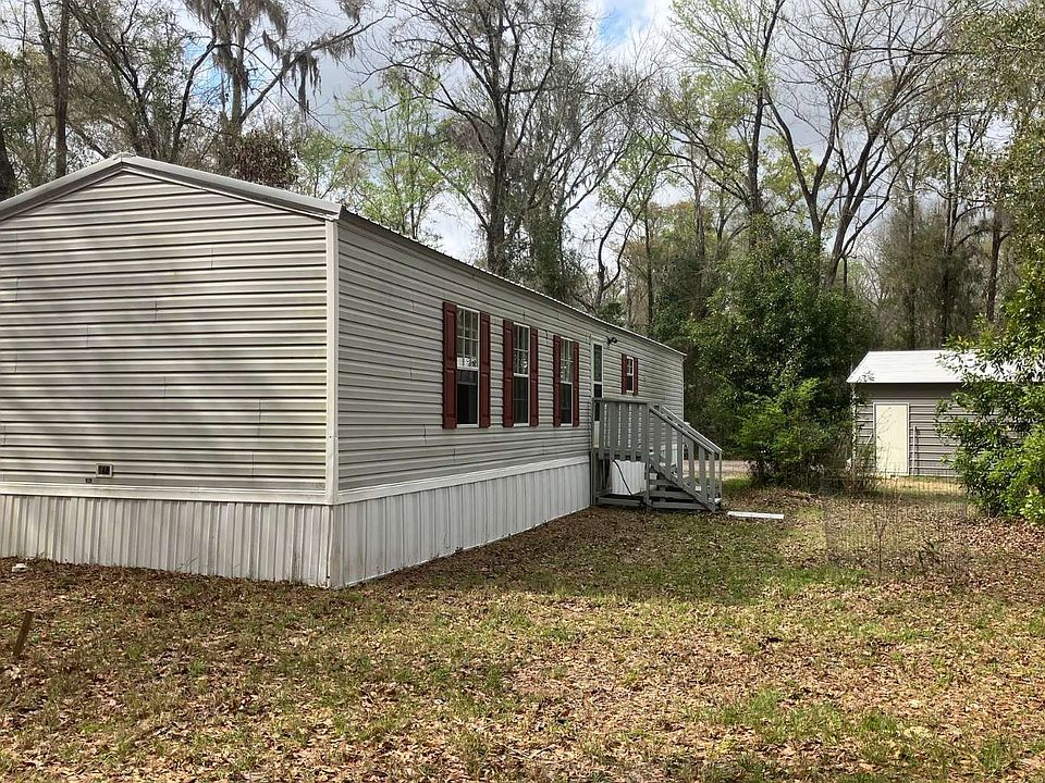 1st image of 1779 SW Newark Dr
