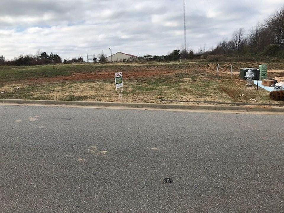 2nd image of 2022 S B Pl