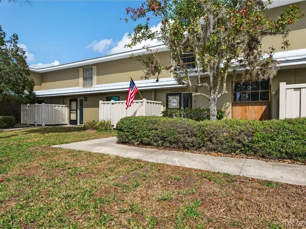 11549 W Bayshore Dr #111, Crystal River, FL 34429