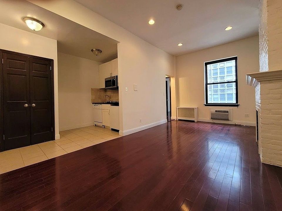 1st image of 159 W 95th St APT 2R