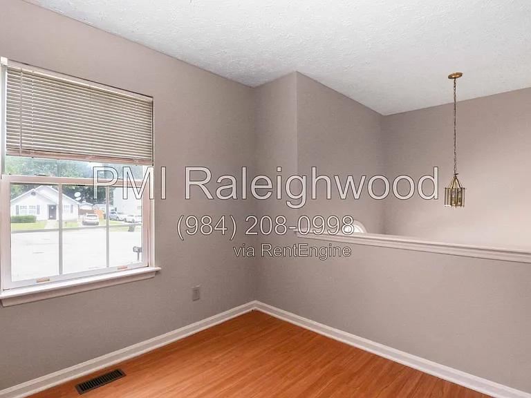 1709 Calypso Ct — Photo 10