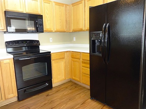 5th image of 8777 Tigershark Ave