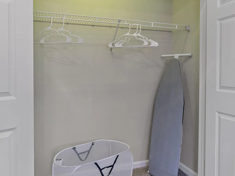 Eden's Edge Apartments — Photo 36