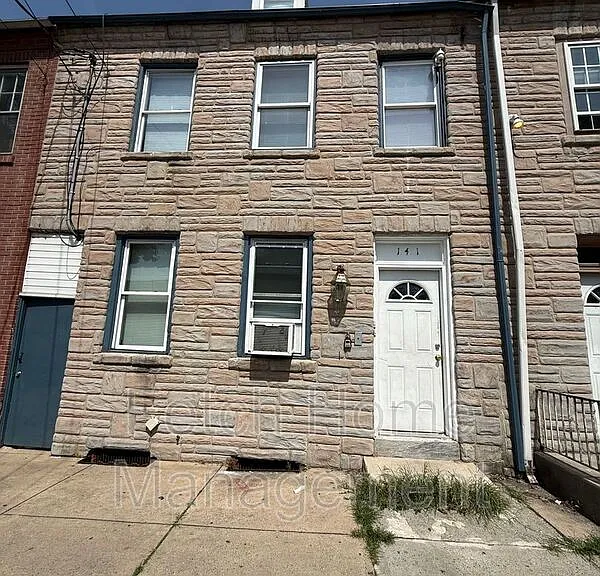 141 S Prince St #2 — Photo 1