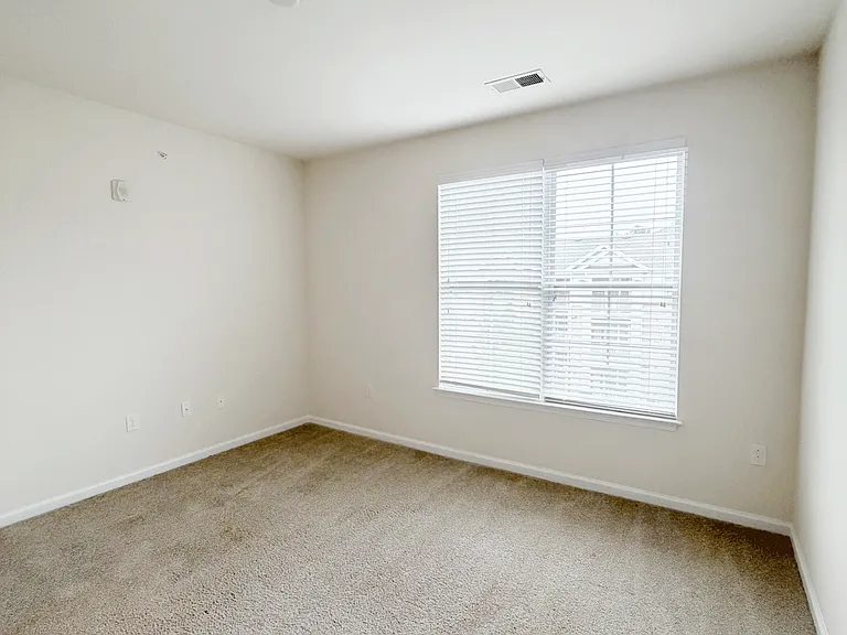 Belmont at Tryon Apartments — Photo 89
